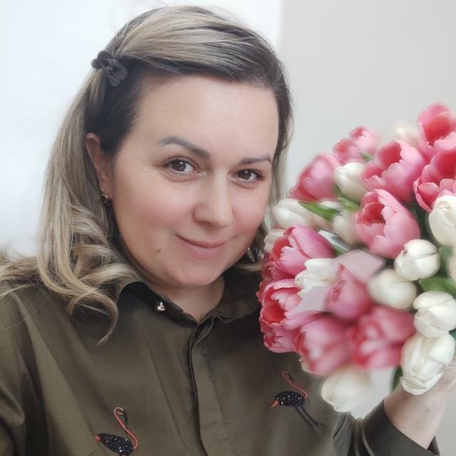 Марина Конухова